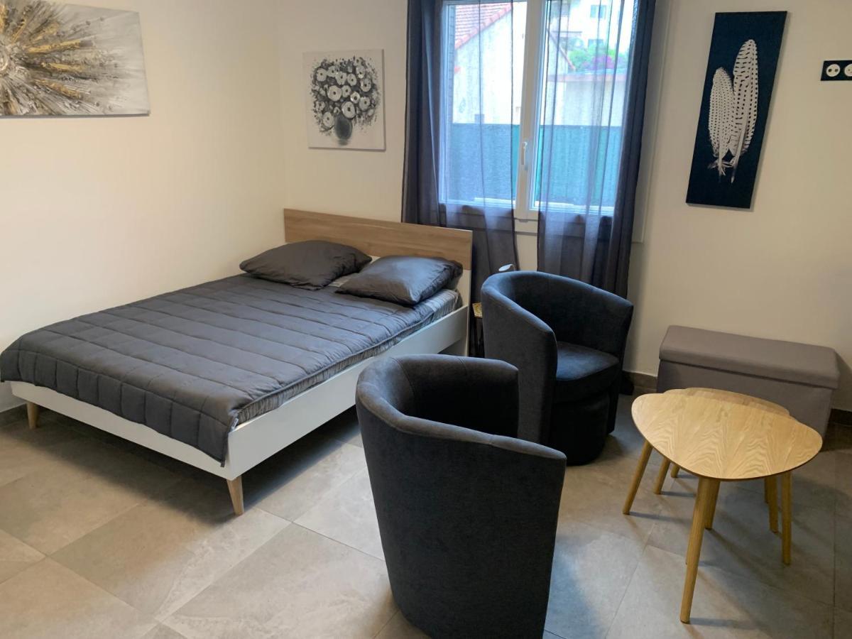 Grand Studio Tres Agreable Avec Bar, Cuisine Et Terrasse Cagnes-sur-Mer Kültér fotó
